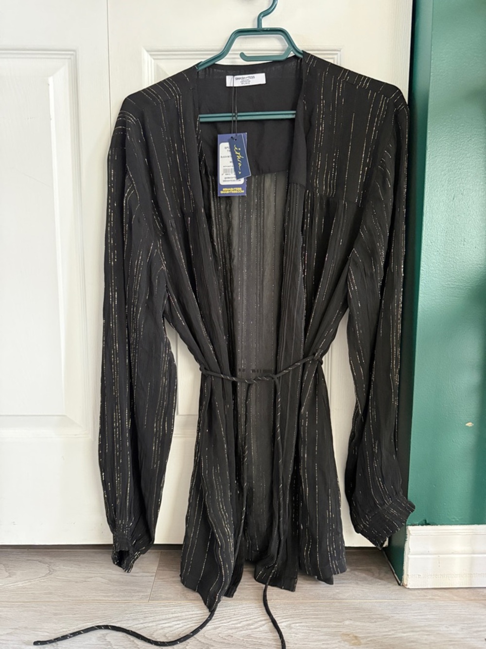 ✨NWT✨Smash + Tess Spotlight Tie Top, Size M/L